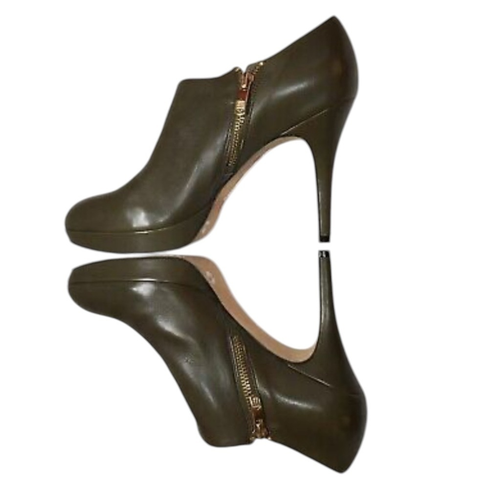 Vince Camuto Elvin Black Leather Ankle Booties Medium Platform Heels Size 10